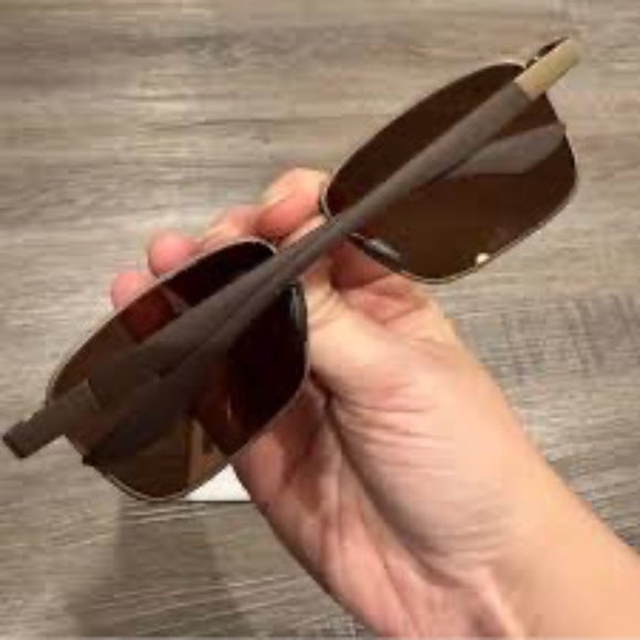 Excellent condition unisex Maui Jim Ka'ala rectangle polarized plus 2 sunglasses - Picture 8 of 11